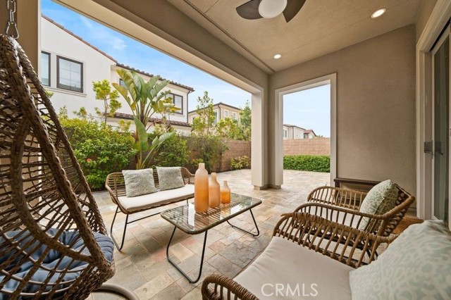 Detail Gallery Image 20 of 27 For 90 Rockinghorse, Irvine,  CA 92602 - 4 Beds | 4/1 Baths