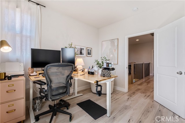 Detail Gallery Image 29 of 39 For 17065 Cantlay, Lake Balboa,  CA 91406 - 4 Beds | 3 Baths