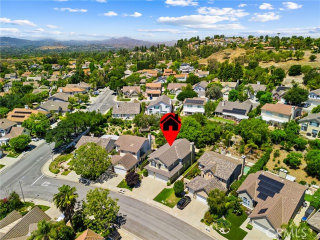 2311 Gillingham Circle, Thousand Oaks CA: https://media.crmls.org/medias/fa8eb835-d2c2-46e5-819f-cbc246526679.jpg