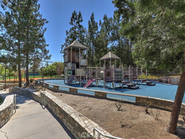 Detail Gallery Image 48 of 57 For 25071 Mawson, Laguna Hills,  CA 92653 - 4 Beds | 2 Baths