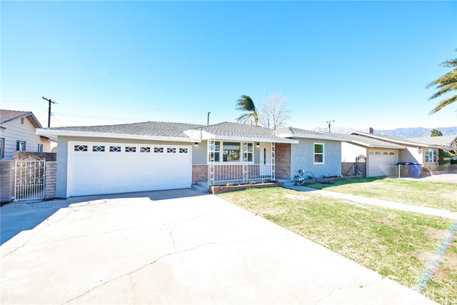 8286 Live Oak Ave, Fontana, CA 92335