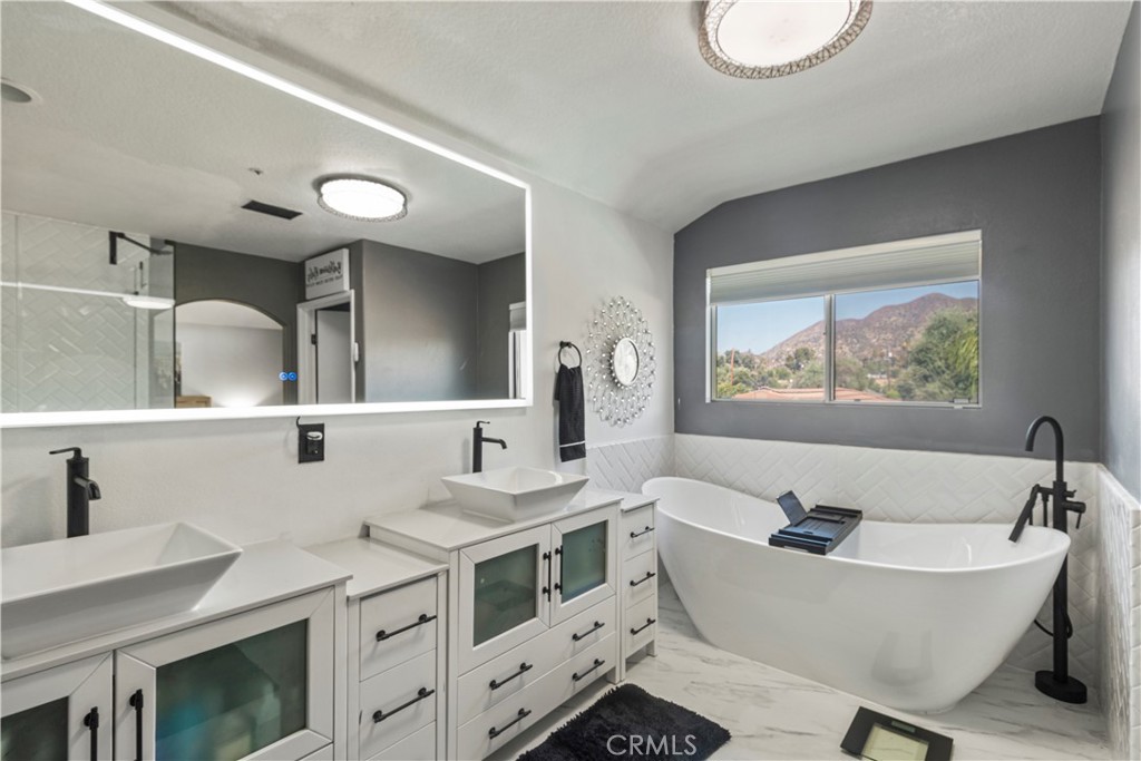 Fa8Fd269 0829 48Ae A1Fa B8Dea2Dc51F0 13656 Dronfield Ave, Sylmar, Ca 91342 &Lt;Span Style='BackgroundColor:transparent;Padding:0Px;'&Gt; &Lt;Small&Gt; &Lt;I&Gt; &Lt;/I&Gt; &Lt;/Small&Gt;&Lt;/Span&Gt;