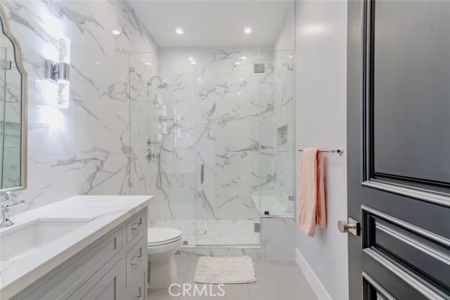 5225 Topeka Drive, Tarzana CA: https://media.crmls.org/medias/fa8ff739-963b-44b0-9cfd-a5f7233e0679.jpg