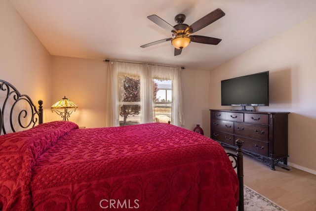 109 Wabash Lane, Sugarloaf CA: https://media.crmls.org/medias/fa90011c-8a79-46b2-b11f-154d16a47db2.jpg