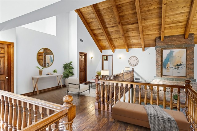 533 E Sierra Madre Avenue, Glendora CA: https://media.crmls.org/medias/fa901960-06f9-4671-a54c-c2d0e6f40523.jpg