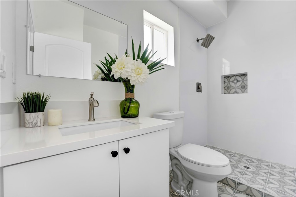 MLS #SR25235893 image #2