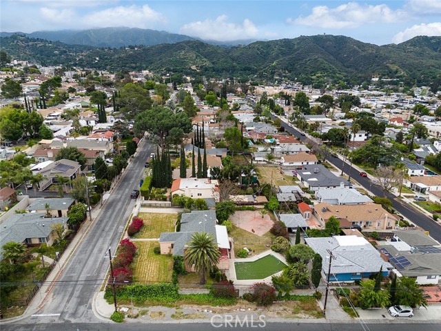 Detail Gallery Image 29 of 35 For 10457 Helendale Ave, Tujunga,  CA 91042 - 3 Beds | 2 Baths