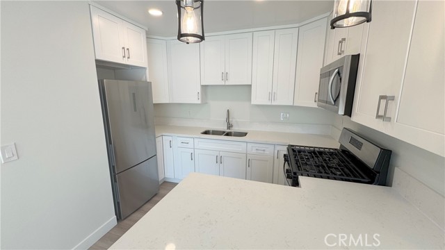 Detail Gallery Image 5 of 19 For 919 E Acacia Ave #O,  Glendale,  CA 91205 - 2 Beds | 1 Baths