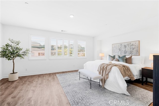31041 Bridle Way, Menifee CA: https://media.crmls.org/medias/fa92cfbd-7c10-426e-bae4-6ce1b592bb42.jpg