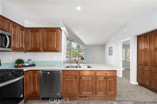 Detail Gallery Image 15 of 42 For 5576 Heavenly Pl, Paradise,  CA 95969 - 3 Beds | 2 Baths