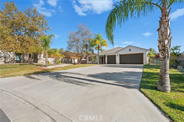 Detail Gallery Image 3 of 52 For 19092 Trail Ride Ct, Perris,  CA 92570 - 5 Beds | 2/1 Baths