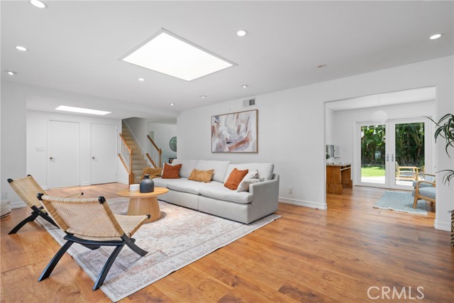 2704 Albatross Drive, Costa Mesa CA: https://media.crmls.org/medias/fa98cedf-2e81-4d92-8090-fccdcc221c6b.jpg