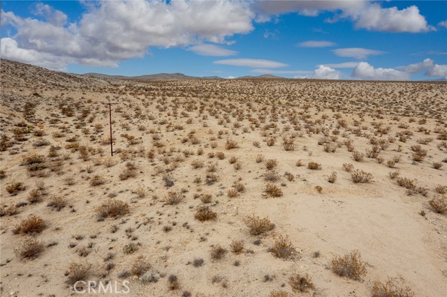 Detail Gallery Image 5 of 11 For 61000 Fountain Bld, Joshua Tree,  CA 92284 - – Beds | – Baths