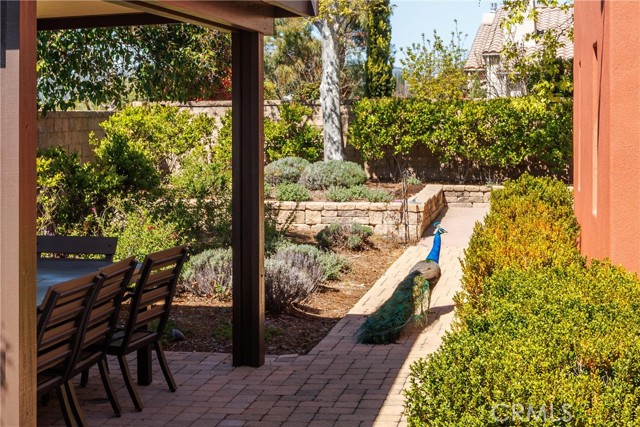 Detail Gallery Image 20 of 27 For 800 Vista Cerro Dr, Paso Robles,  CA 93446 - 4 Beds | 2/1 Baths