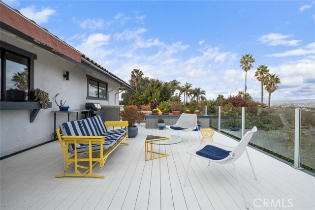 5088 San Jacinto Circle West, Fallbrook CA: https://media.crmls.org/medias/fa99dfc5-9c91-4ea9-b9a0-8b7eda01253b.jpg