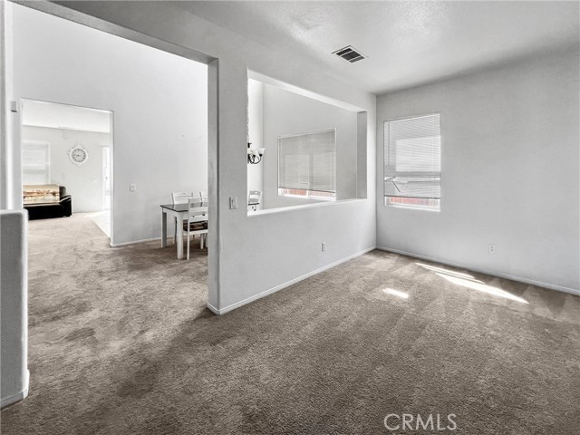 Detail Gallery Image 2 of 38 For 13127 Yellowwood St, Moreno Valley,  CA 92553 - 5 Beds | 3 Baths