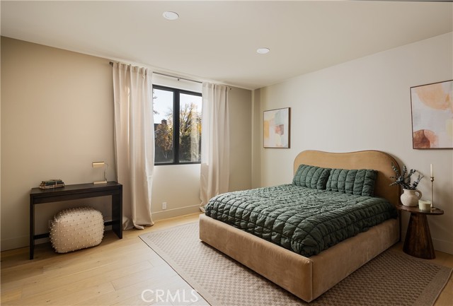 Detail Gallery Image 42 of 65 For 15719 Hartsook St, Encino,  CA 91436 - 4 Beds | 4/1 Baths