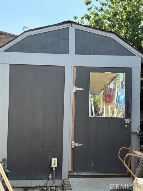 1097 N State St., Hemet CA: https://media.crmls.org/medias/fa9ad2ac-f719-4e21-8864-8aa2b4179264.jpg