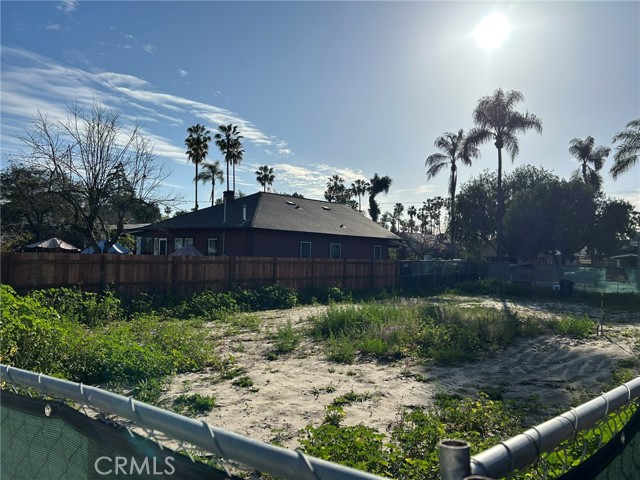 Detail Gallery Image 2 of 9 For 618 N Zeyn, Anaheim,  CA 92805 - – Beds | – Baths