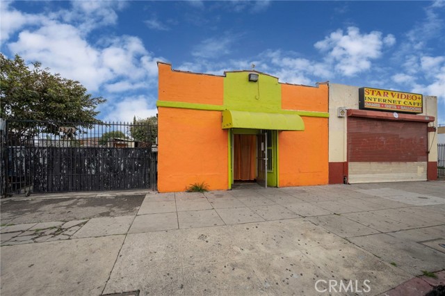 8310 S Broadway, Los Angeles, California 90003, ,Commercial Sale,For Sale,8310 S Broadway,CRDW24057245