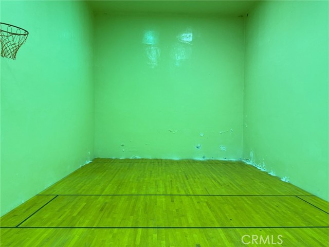https://media.crmls.org/medias/fa9c851e-200f-4a74-aeb5-15c7333c0c35.jpg