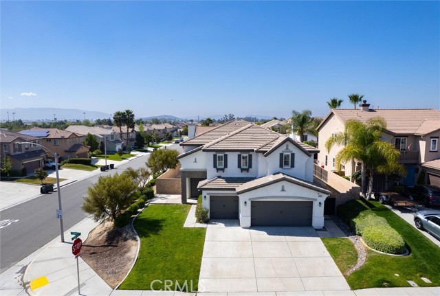 30461 Savoie Street, Murrieta CA: https://media.crmls.org/medias/fa9d39b9-dab7-4a74-bd1e-1f00af16ecef.jpg