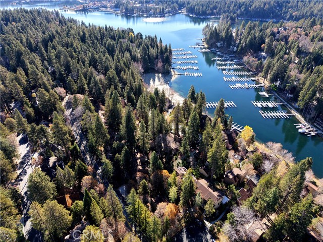 Detail Gallery Image 58 of 71 For 27657 Peninsula #110 Dr, Lake Arrowhead,  CA 92352 - 4 Beds | 2/1 Baths