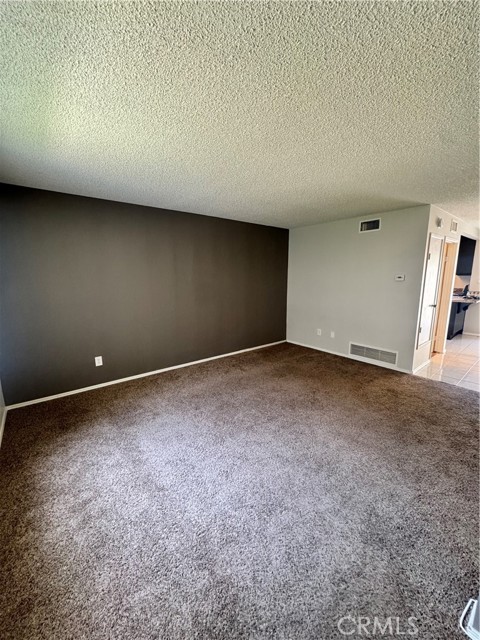 Detail Gallery Image 4 of 8 For 2255 Cahuilla St #140,  Colton,  CA 92324 - 2 Beds | 1/1 Baths