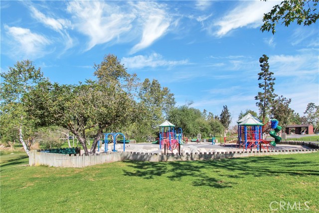 24336 Hillview Drive, Laguna Niguel CA: https://media.crmls.org/medias/fa9f0b34-a8c2-44b5-be39-eabe56b31539.jpg
