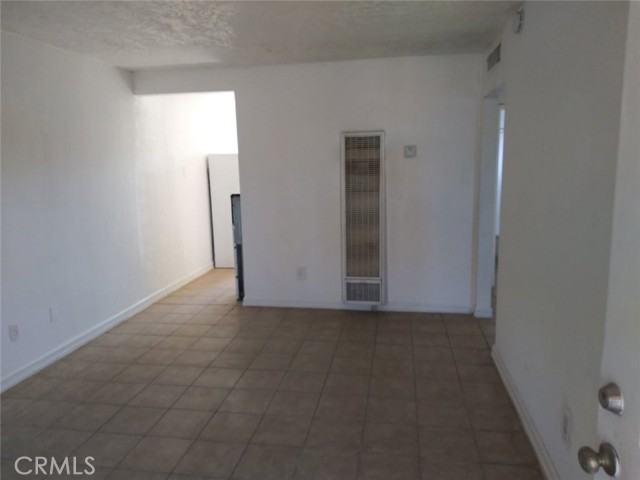 523 31st Street, Bakersfield CA: https://media.crmls.org/medias/fa9f1052-911f-47fc-b181-48094865fd81.jpg