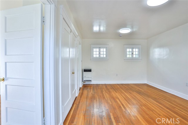 Detail Gallery Image 5 of 34 For 2867 Edgehill Dr, Los Angeles,  CA 90018 - – Beds | – Baths