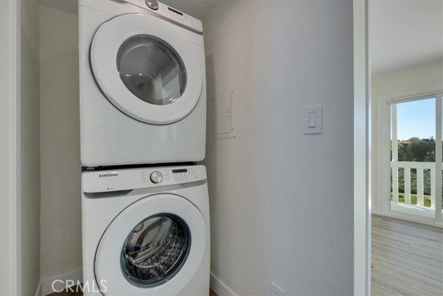 Detail Gallery Image 22 of 32 For 745 Domingo #4,  Newport Beach,  CA 92660 - 2 Beds | 2 Baths