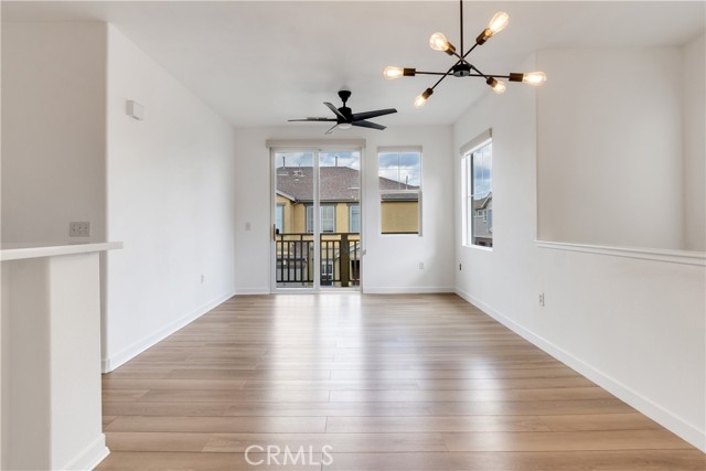 Detail Gallery Image 3 of 21 For 5455 Mandarin Cove, San Diego,  CA 92115 - 2 Beds | 2 Baths