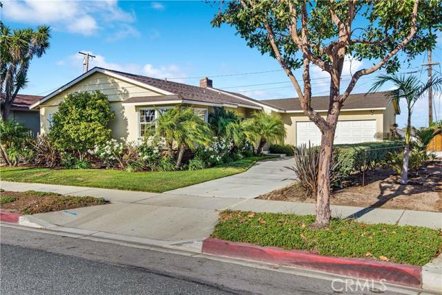 1708 Prospect Avenue, Redondo Beach, California 90277, 3 Bedrooms Bedrooms, ,1 BathroomBathrooms,Residential,Sold,Prospect,SB16152665