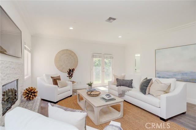 2220 Gates Avenue, Redondo Beach, California 90278, 4 Bedrooms Bedrooms, ,2 BathroomsBathrooms,Residential,Sold,Gates,SB21194759