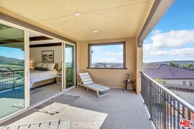 Detail Gallery Image 9 of 30 For 446 via Maggiore, Chula Vista,  CA 91914 - 5 Beds | 4/1 Baths