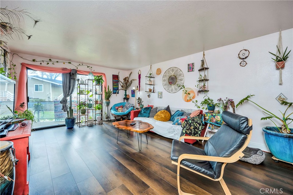 10 Royale Avenue 2A-13, Lakeport, CA 95453