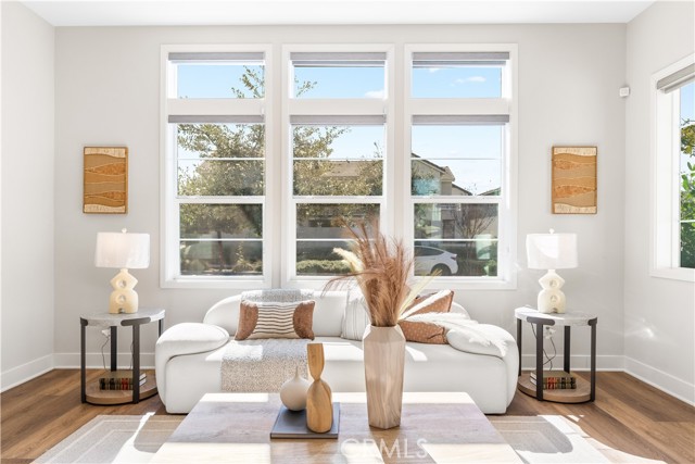 Detail Gallery Image 9 of 59 For 105 Chorus, Irvine,  CA 92618 - 4 Beds | 3/2 Baths