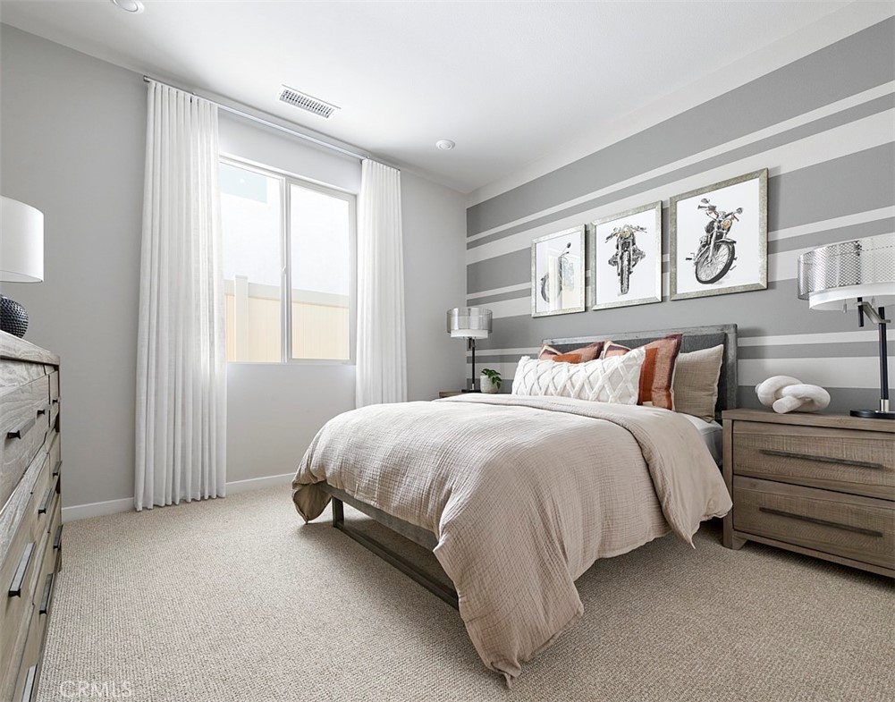 MLS #OC25250550 image #8