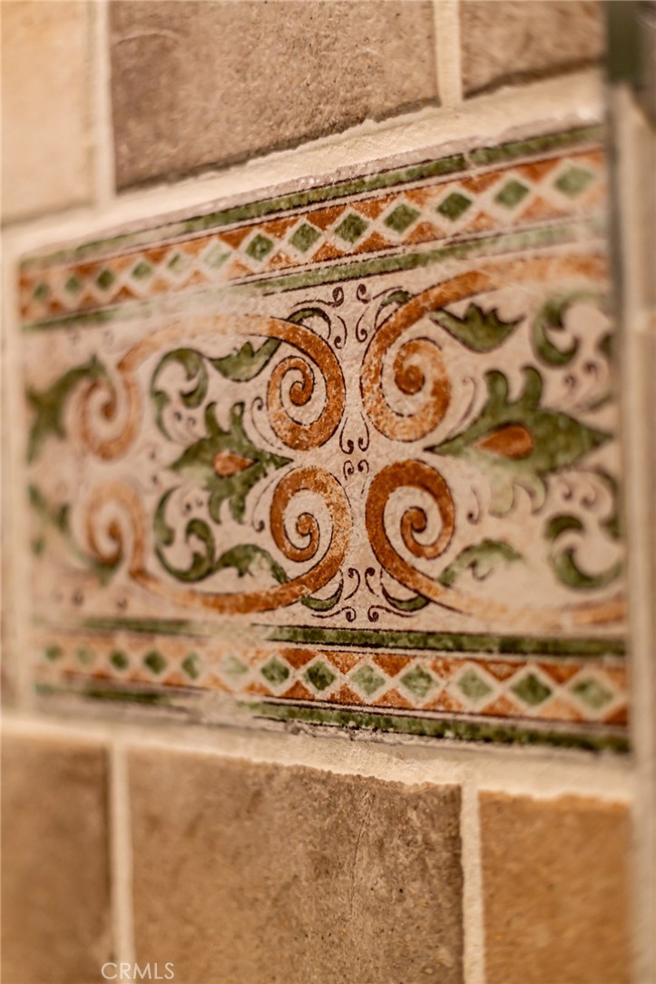 https://media.crmls.org/medias/faa30e0e-5454-411a-965c-b6f91191d975.jpg?preset=X-Large