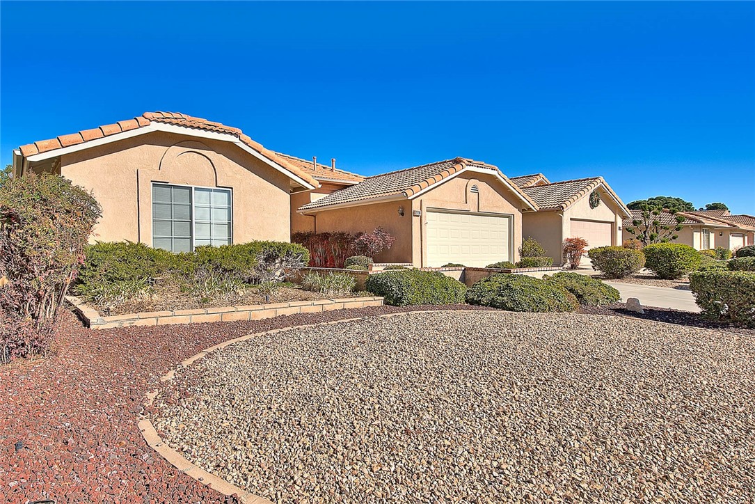 Detail Gallery Image 5 of 53 For 2790 Banyan Tree Ln, Hemet,  CA 92545 - 3 Beds | 2 Baths