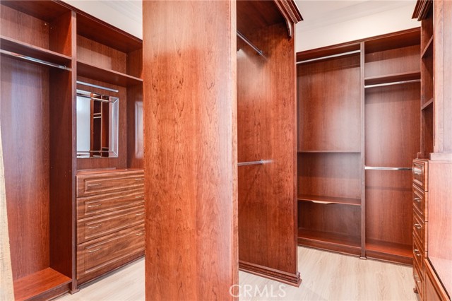 Detail Gallery Image 39 of 59 For 5357 Cedros Ave, Sherman Oaks,  CA 91411 - 5 Beds | 5 Baths