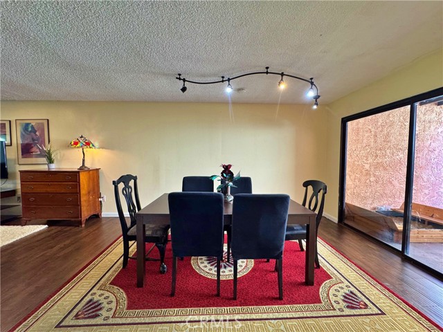 Detail Gallery Image 27 of 54 For 4177 Manhattan Beach Blvd., Lawndale,  CA 90260 - 3 Beds | 3 Baths