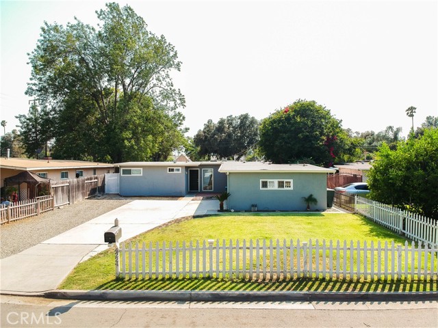 4224 Canterbury Rd, Riverside, CA 92504