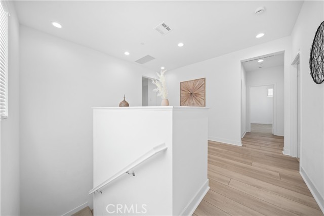 4253 S Heather Privado, Ontario CA: https://media.crmls.org/medias/faa49fdf-09ff-40bf-9965-3504f41a6299.jpg