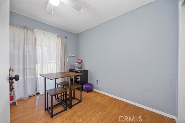 Detail Gallery Image 21 of 27 For 3319 Maywood Dr #1,  Bakersfield,  CA 93306 - 3 Beds | 2 Baths