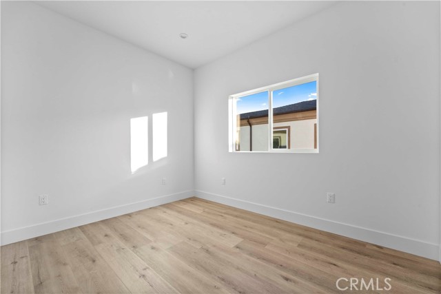 Detail Gallery Image 21 of 27 For 2811 190th Street #B,  Redondo Beach,  CA 90278 - 4 Beds | 3/1 Baths