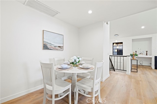 11107 Arminta Street, Sun Valley CA: https://media.crmls.org/medias/faa5cf19-af5d-45ff-82fc-c4dd72eb5210.jpg