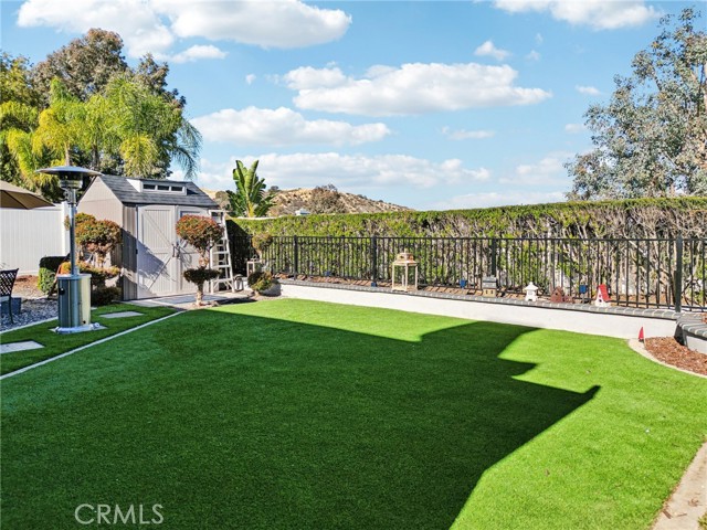 13062 Waterwheel Drive, Corona CA: https://media.crmls.org/medias/faa6bffc-1c24-4f34-8383-a53829b17900.jpg