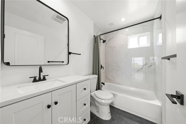 961 W 21st, San Pedro CA: https://media.crmls.org/medias/faa6efb7-4ac7-4d7f-a0bc-45c1491edba2.jpg